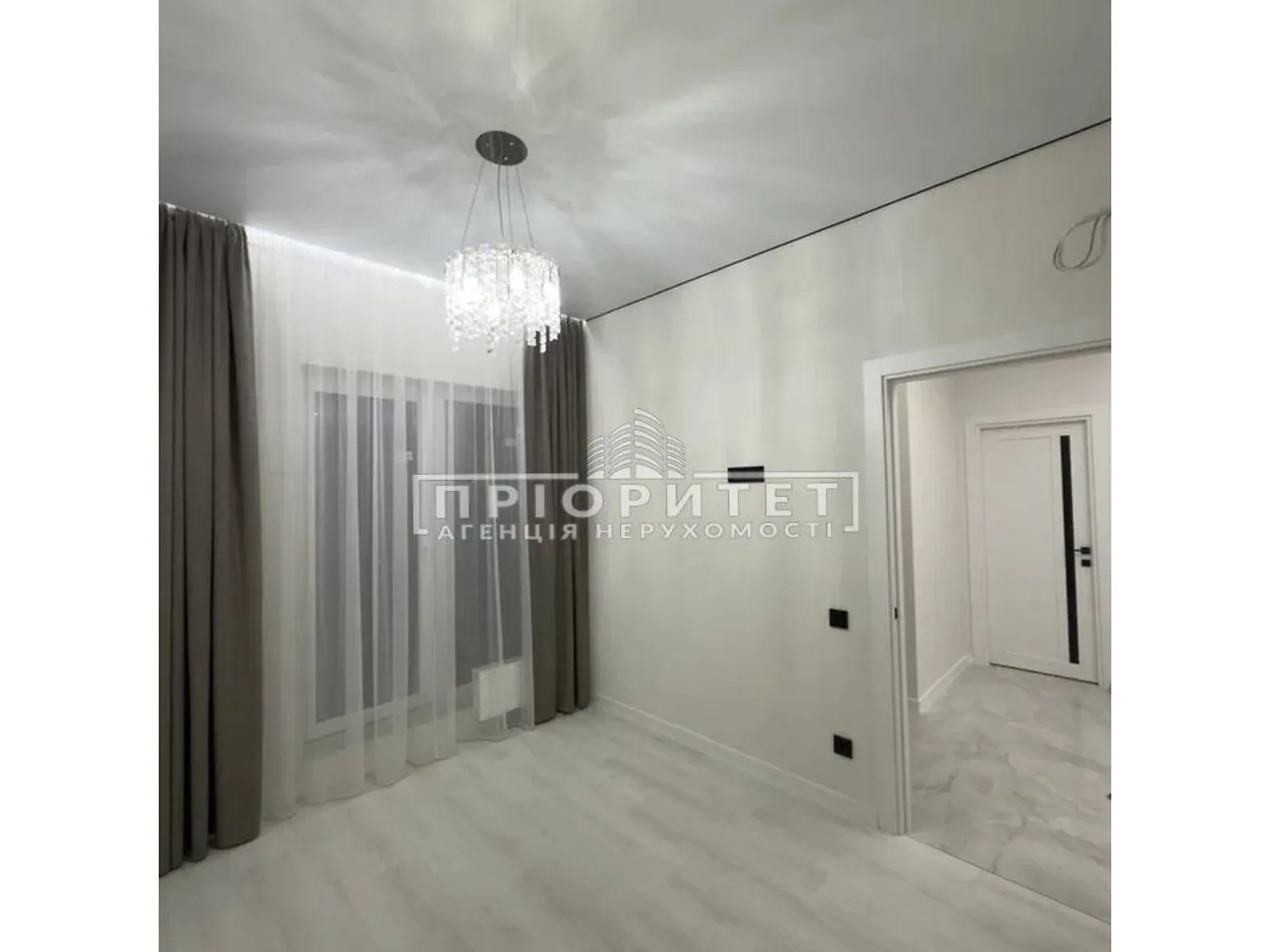 Продается 2-комнатная квартира 60 кв. м в Одессе, ул. Краснова - фото 1