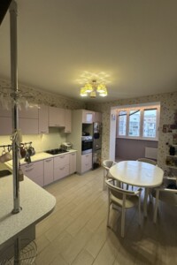 Продаж квартири, Харків, р‑н. Салтівський, ст.м. Академіка Барабашова, Роганська вулиця, буд. 130/2