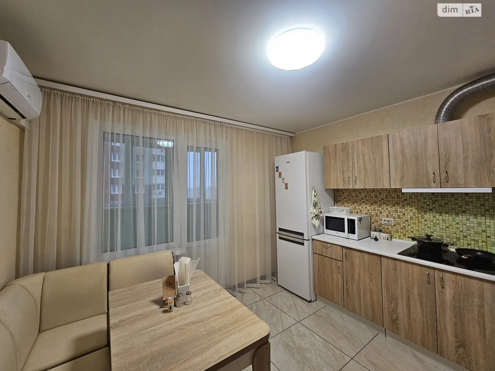 Продается 3-комнатная квартира 98 кв. м в Киеве, ул. Сергeя Данченко, 1 корпус 5 - фото 1