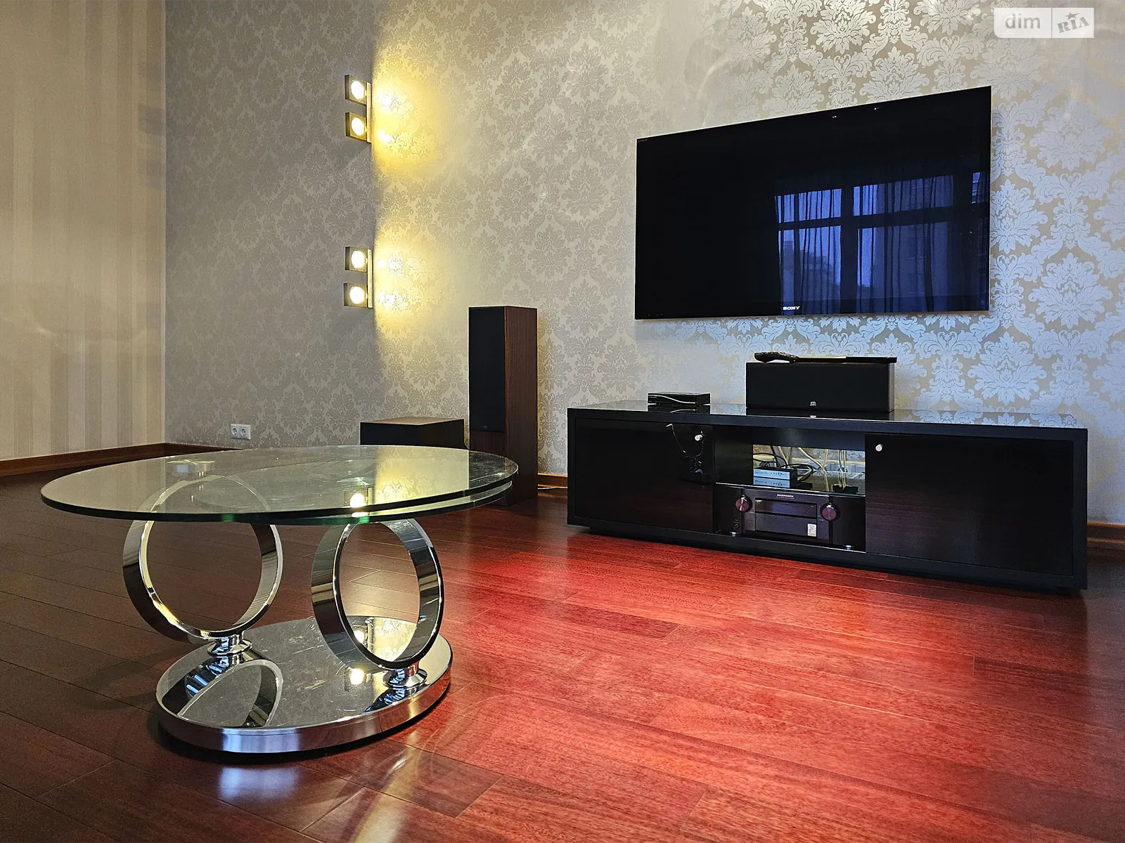 ул. Дмитриевская, 76 Киев Университет - фото 1