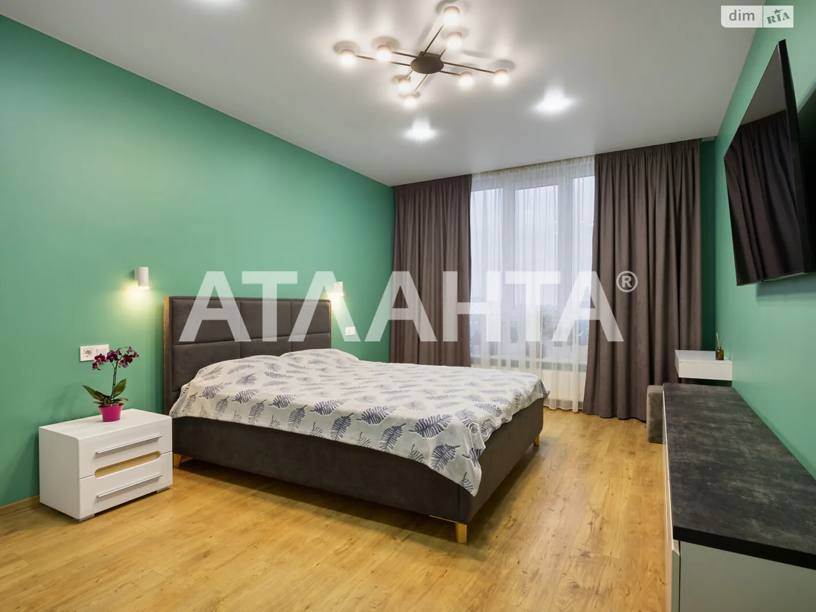 Продается 2-комнатная квартира 68.6 кв. м в Лисиничах, ул. Золотая - фото 1