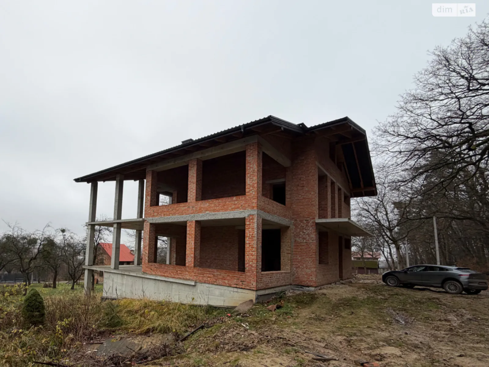 Продается дом на 2 этажа 450 кв. м с подвалом, цена: 180000 $ - фото 1