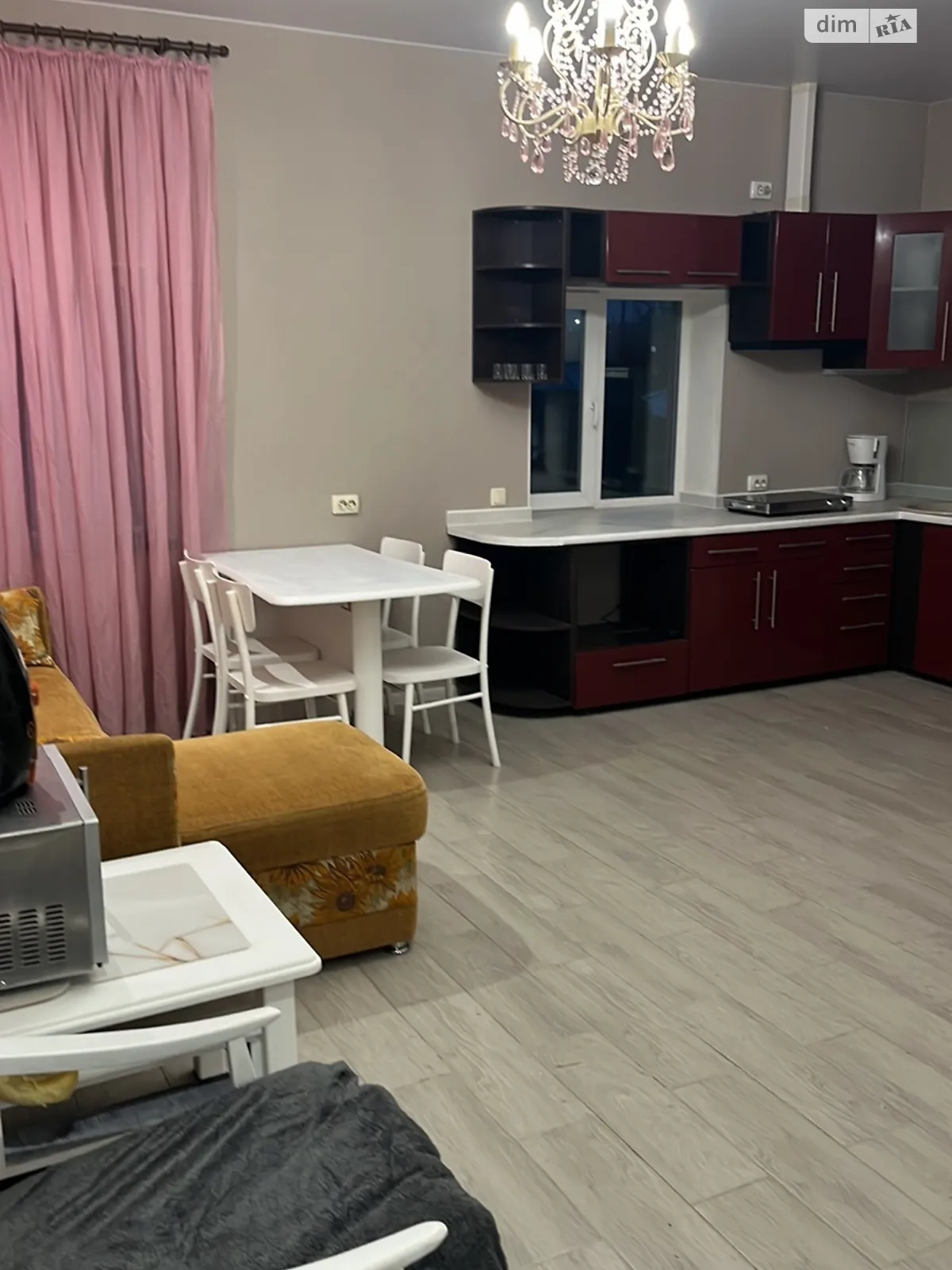 Сдается в аренду 2-комнатная квартира 45 кв. м в Чернигове, ул. Троллейбусная(Академика Павлова), 9 - фото 1