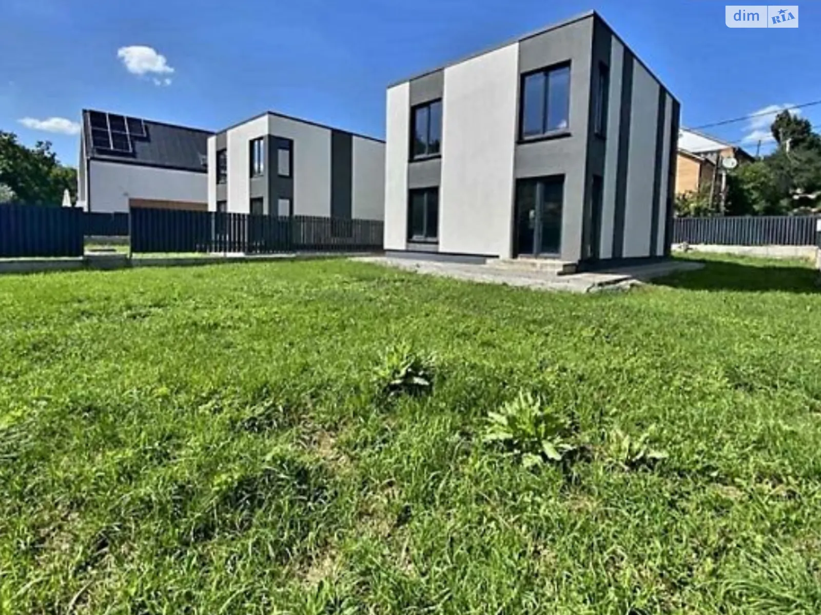 Продается дом на 2 этажа 121.1 кв. м с камином, цена: 120000 $ - фото 1