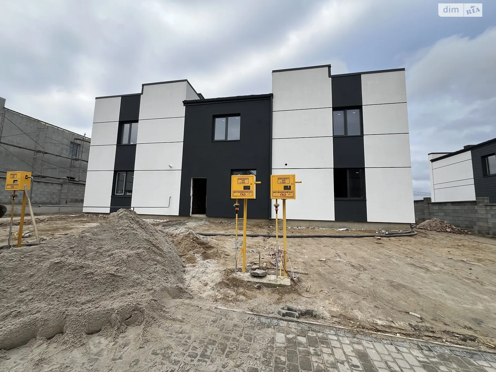 ул. Кулика и Гудачека(Макарова) Авторынок Ровно, цена: 57000 $ - фото 1