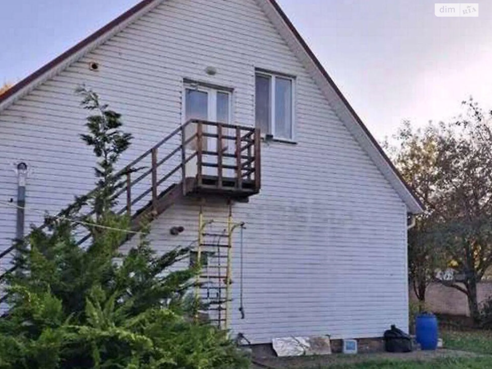 Продается дом на 2 этажа 170 кв. м с бассейном, цена: 180000 $ - фото 1