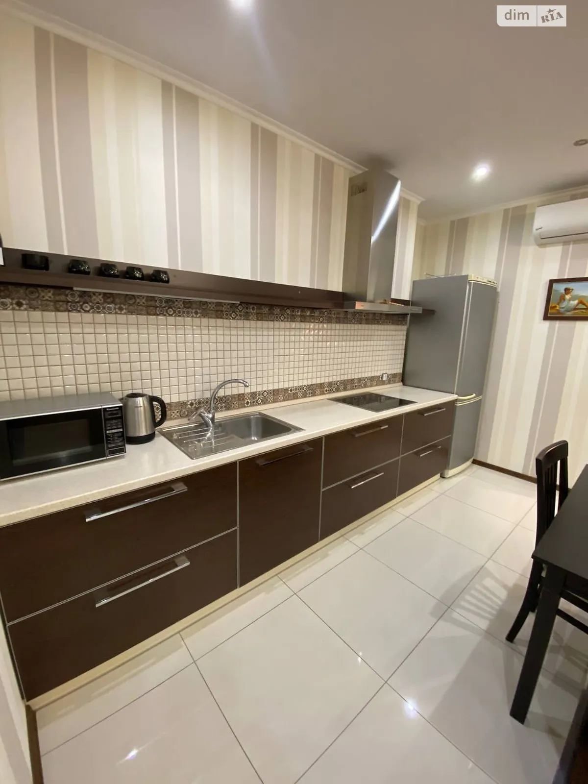 Продается 1-комнатная квартира 67 кв. м в Харькове, просп. Науки, 47/1 - фото 1