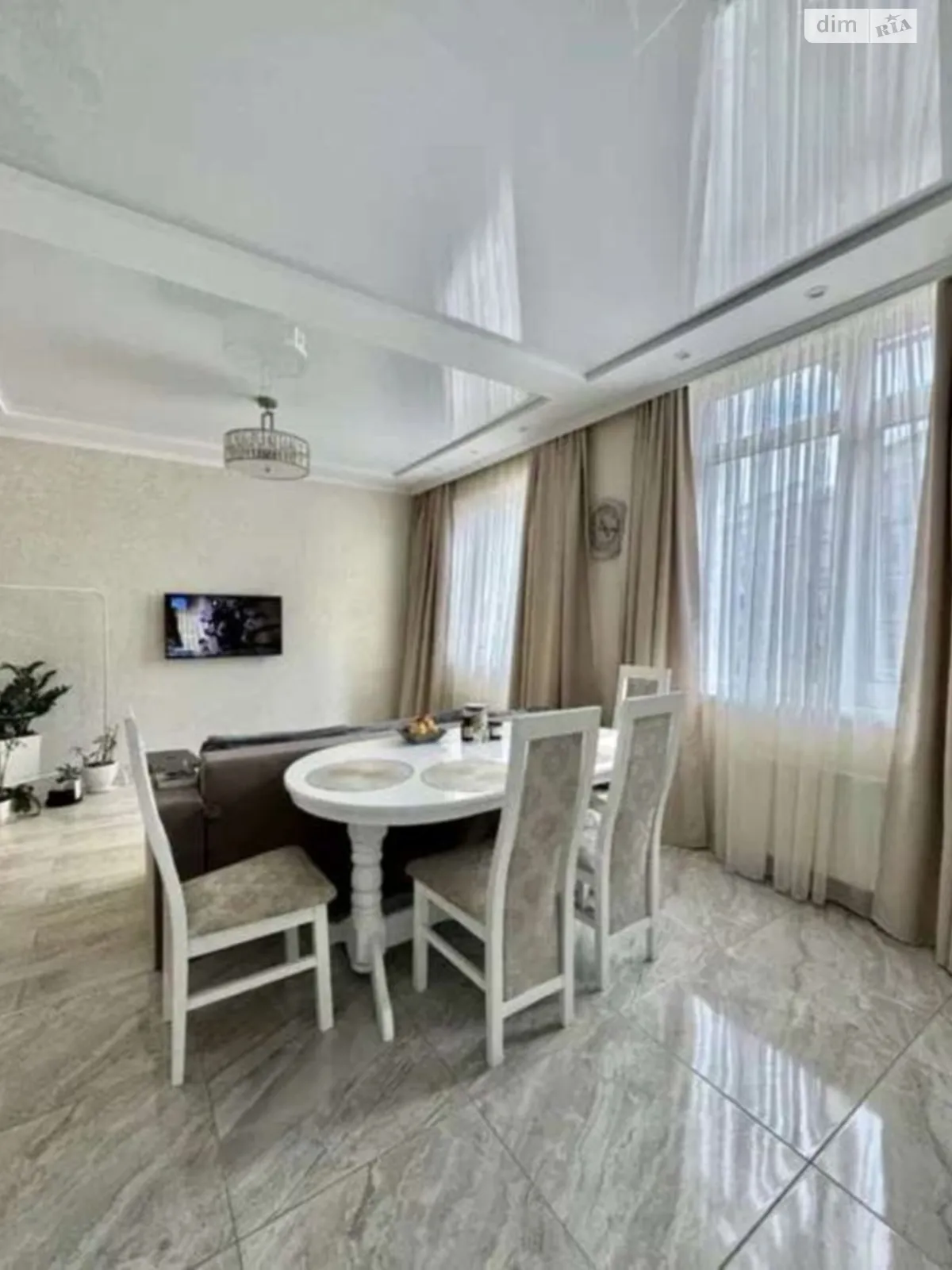 Сдается в аренду 2-комнатная квартира 43 кв. м в Одессе, Фонтанская дор., 58/1 - фото 1