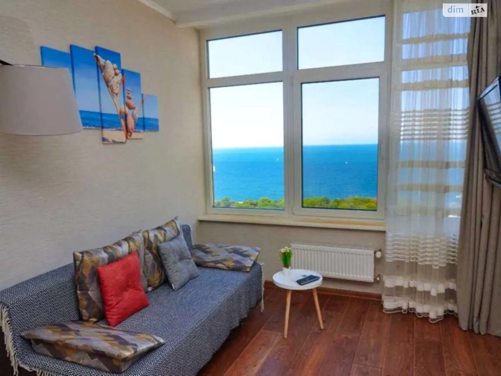 Сдается в аренду 1-комнатная квартира 37 кв. м в Одессе, ул. Валерия Самофалова - фото 1