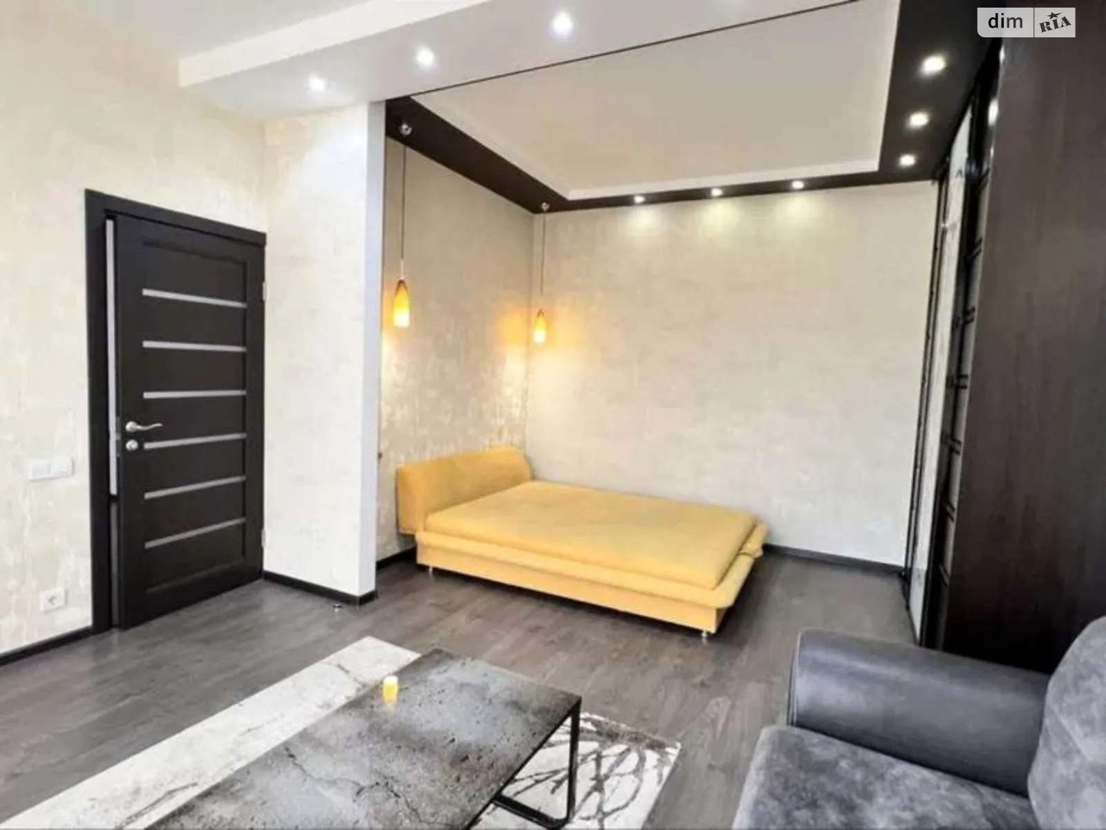 Сдается в аренду 1-комнатная квартира 45 кв. м в Одессе, бул. Французский, 60А - фото 1