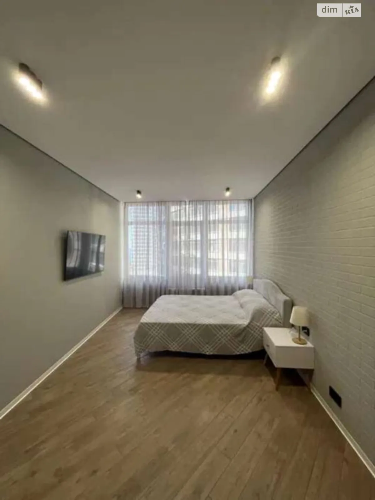 Сдается в аренду 1-комнатная квартира 40 кв. м в Одессе, ул. Валерия Самофалова, 16А/4 - фото 1