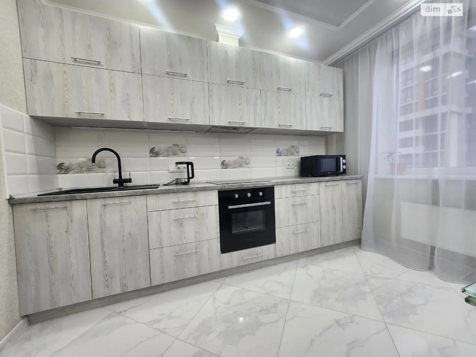 Сдается в аренду 1-комнатная квартира 44 кв. м в, цена: 11000 грн - фото 1