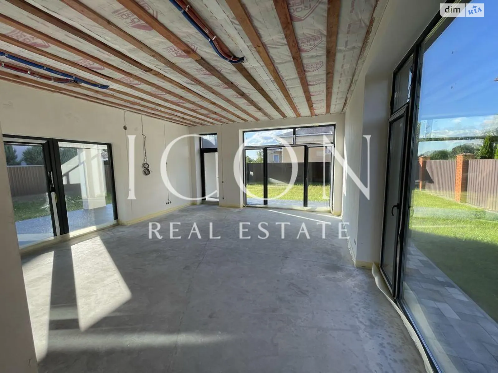 Продается дом на 2 этажа 141 кв. м с верандой, цена: 195000 $ - фото 1