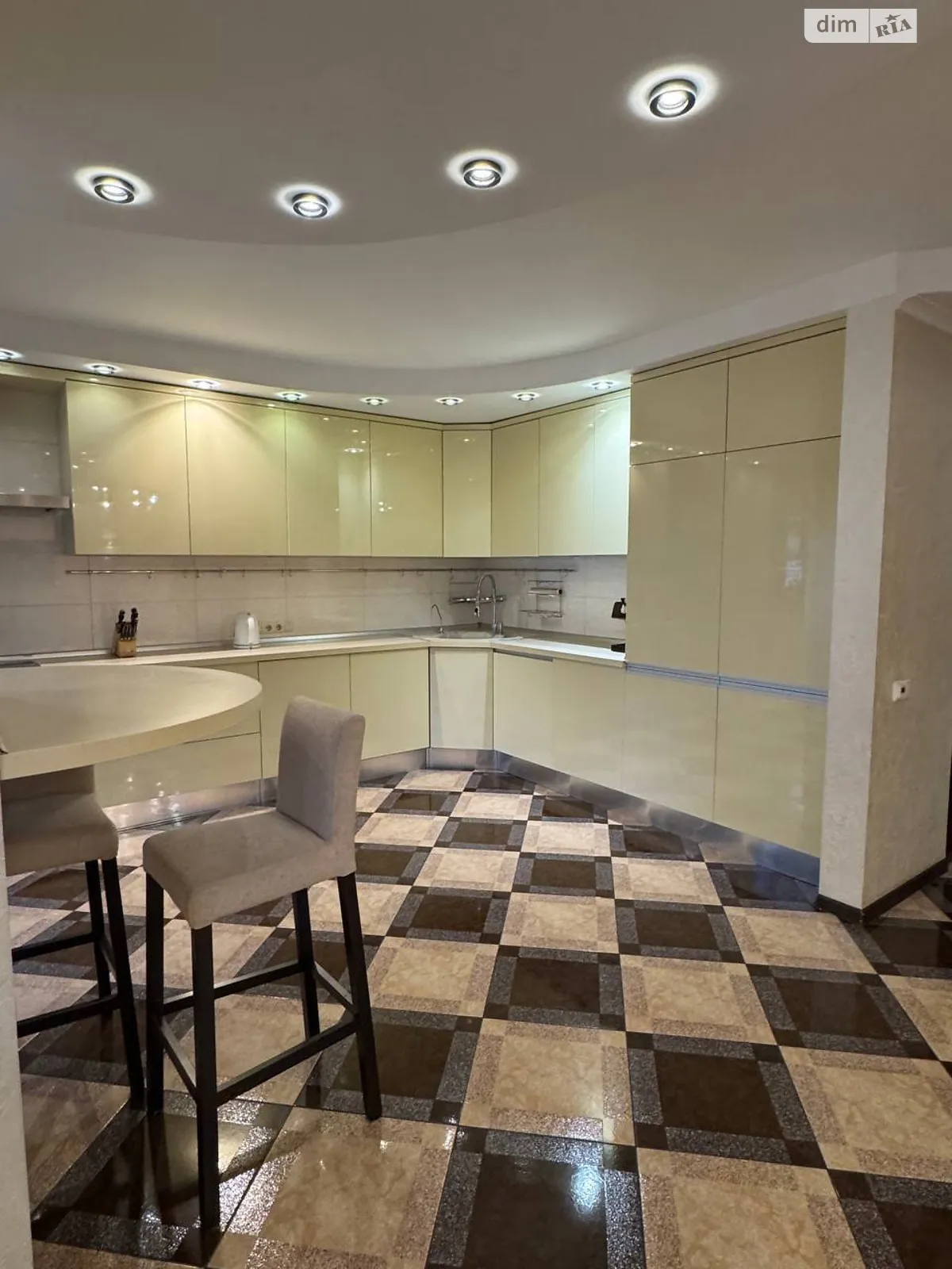 Продается 4-комнатная квартира 154.6 кв. м в Киеве, ул. Отдыха, 10 - фото 1