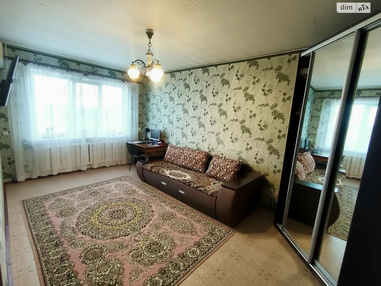 Продается 3-комнатная квартира 69.8 кв. м в Кривом Роге, ул. Николая Светальского(Коротченко), 19 - фото 1