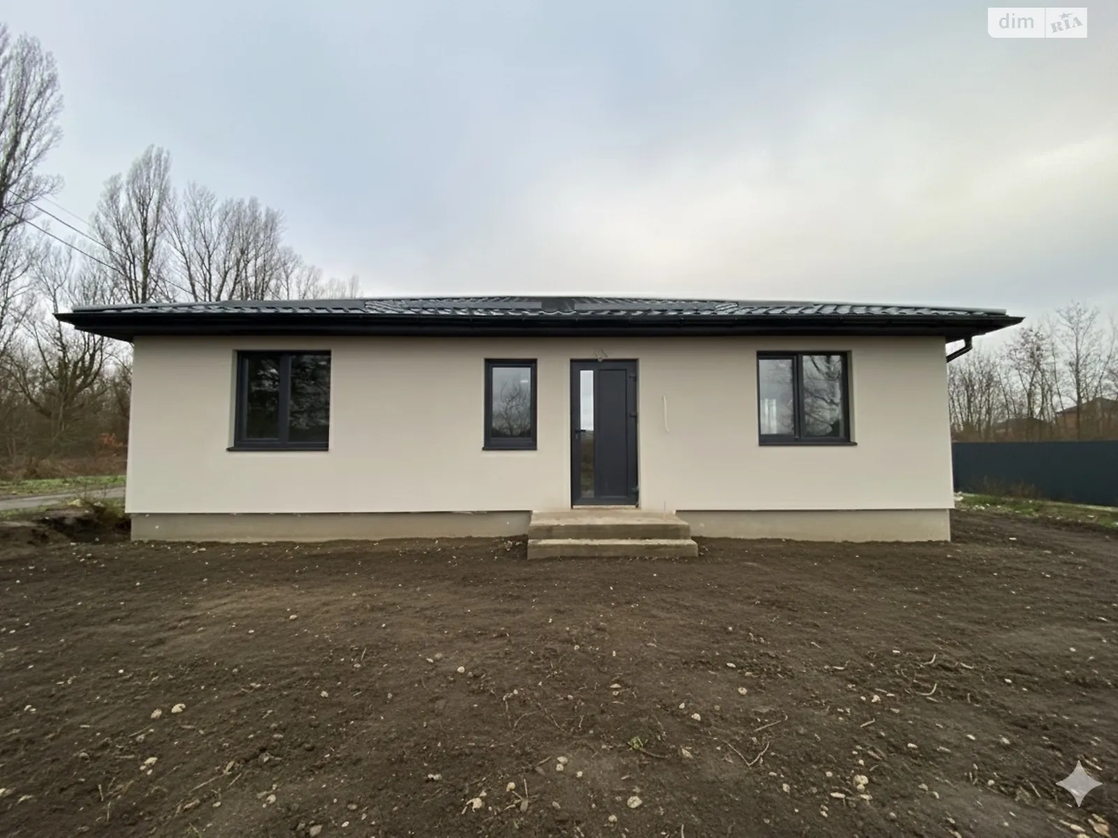 Продается одноэтажный дом 120 кв. м с садом, цена: 82000 $ - фото 1