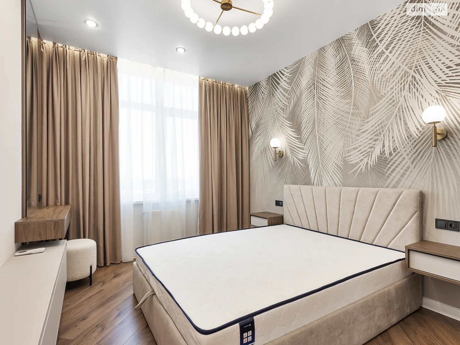 Продается 2-комнатная квартира 52.4 кв. м в Одессе, ул. Краснова, 3 - фото 1