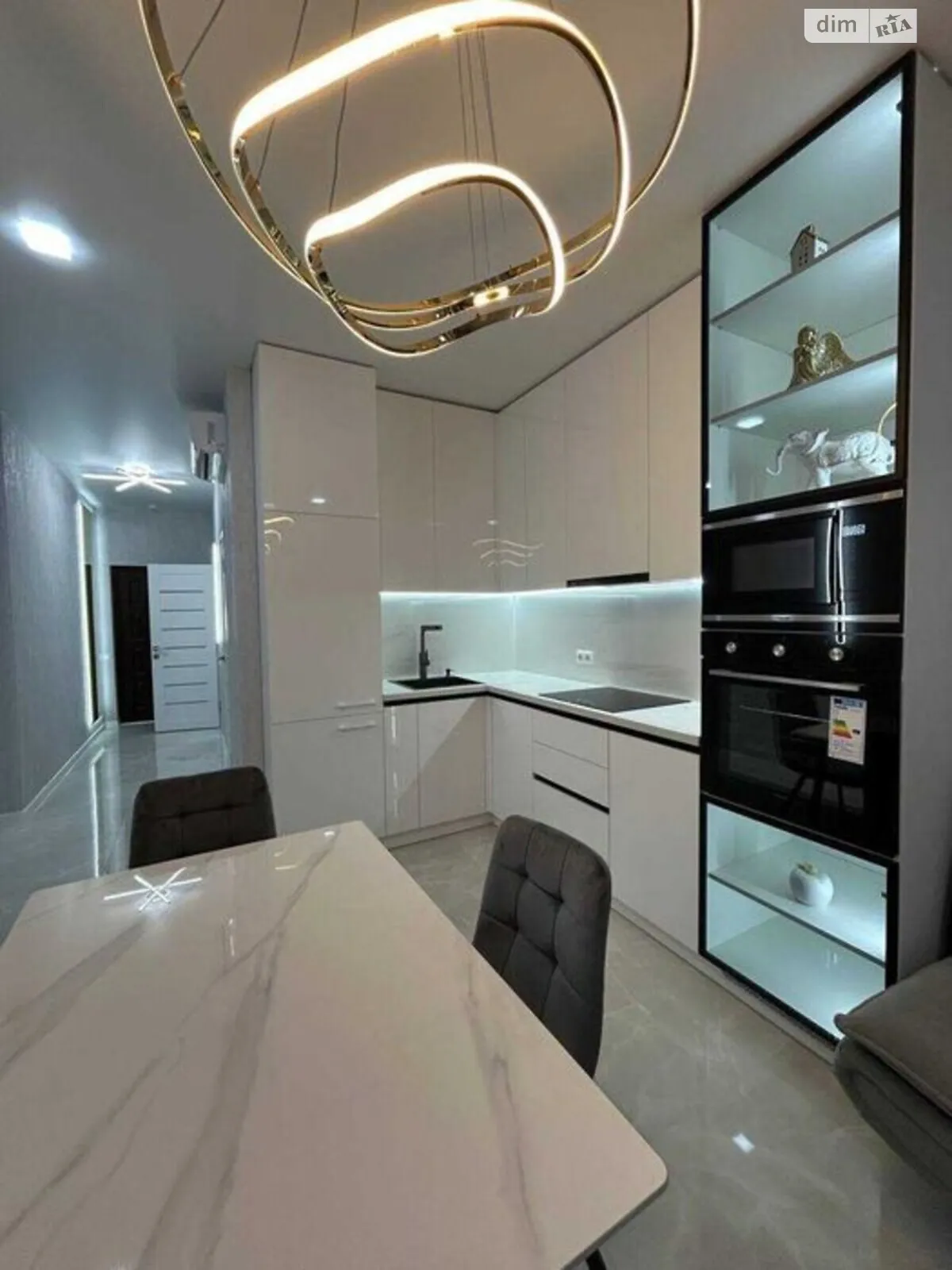 Продается 2-комнатная квартира 65 кв. м в Одессе, ул. Краснова, 1В - фото 1