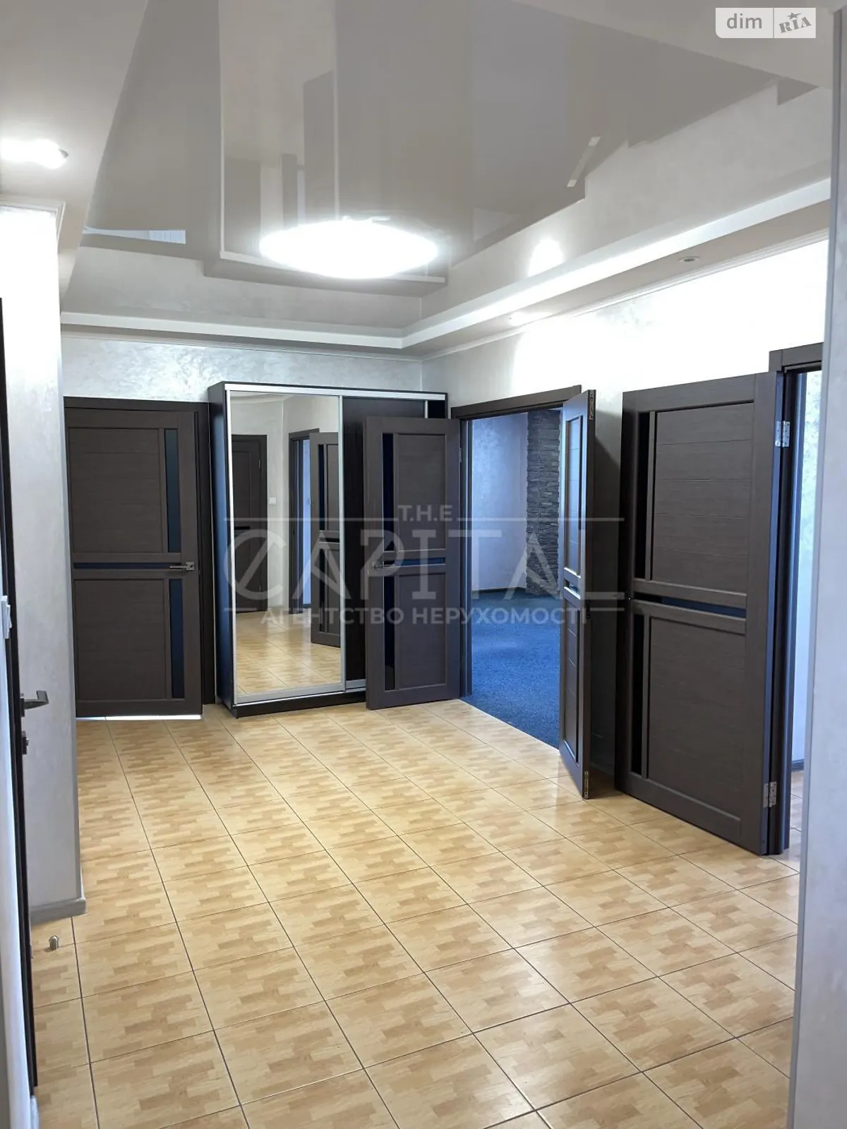 Сдается в аренду офис 90 кв. м в бизнес-центре, цена: 20000 грн - фото 1