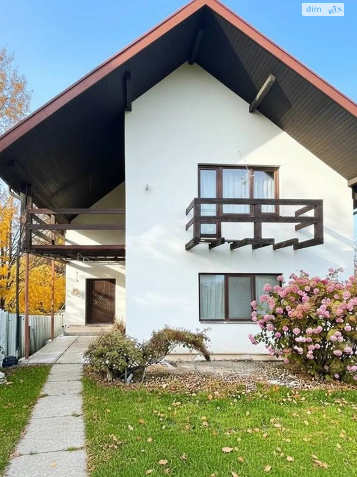 Продается дом на 3 этажа 191 кв. м с балконом, цена: 99000 $ - фото 1