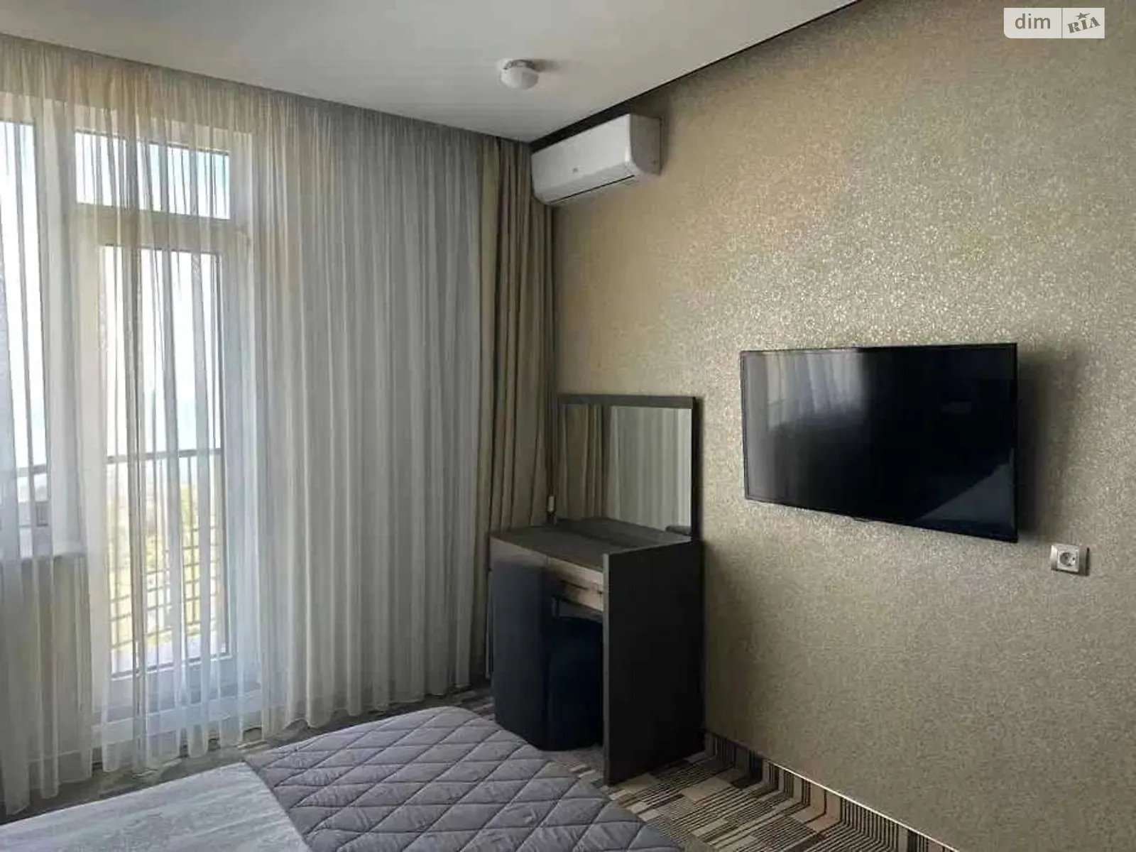 Сдается в аренду 2-комнатная квартира 60 кв. м в Одессе, ул. Генуэзская, 3Г - фото 1