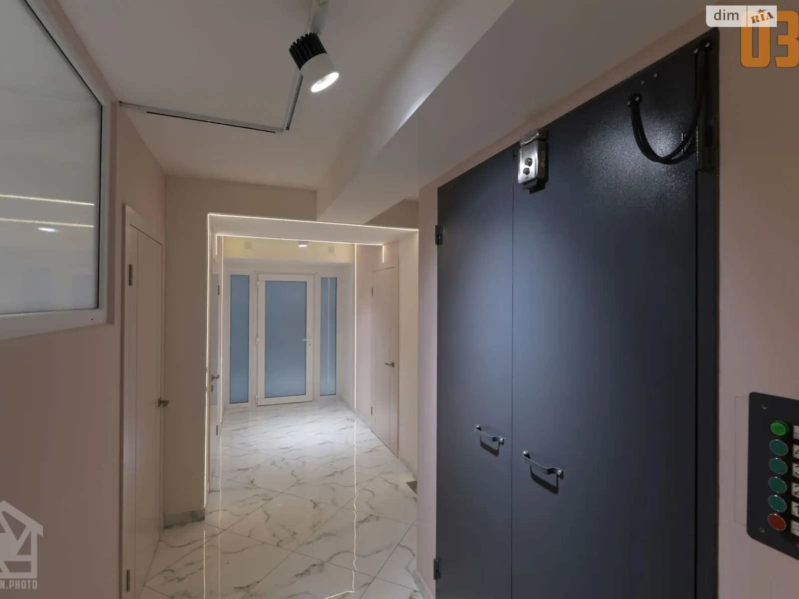 Сдается в аренду объект сферы услуг 600 кв. м в 4-этажном здании, цена: 7200 $ - фото 1