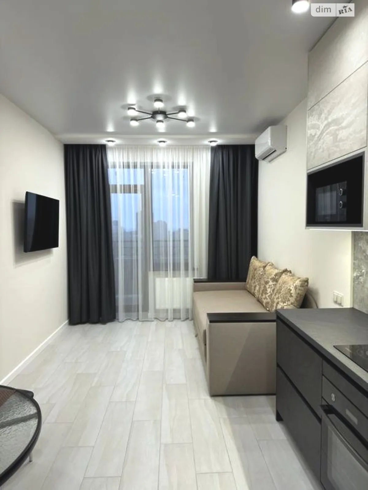 Сдается в аренду 1-комнатная квартира 31 кв. м в Одессе, Фонтанская дор. - фото 1