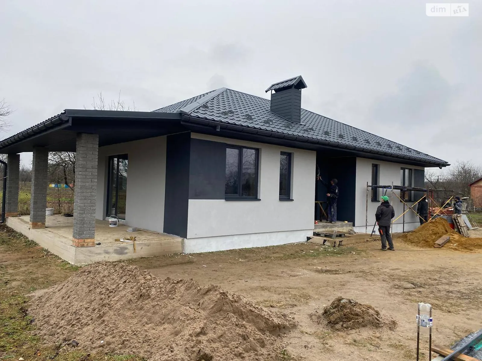 Продается одноэтажный дом 90 кв. м с подвалом, цена: 92000 $ - фото 1