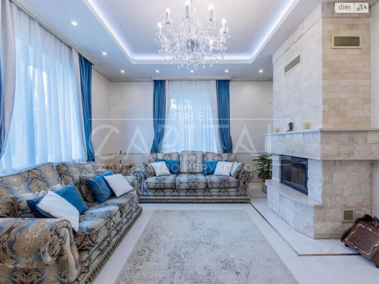 Продается дом на 2 этажа 171.8 кв. м с бассейном, цена: 370000 $ - фото 1