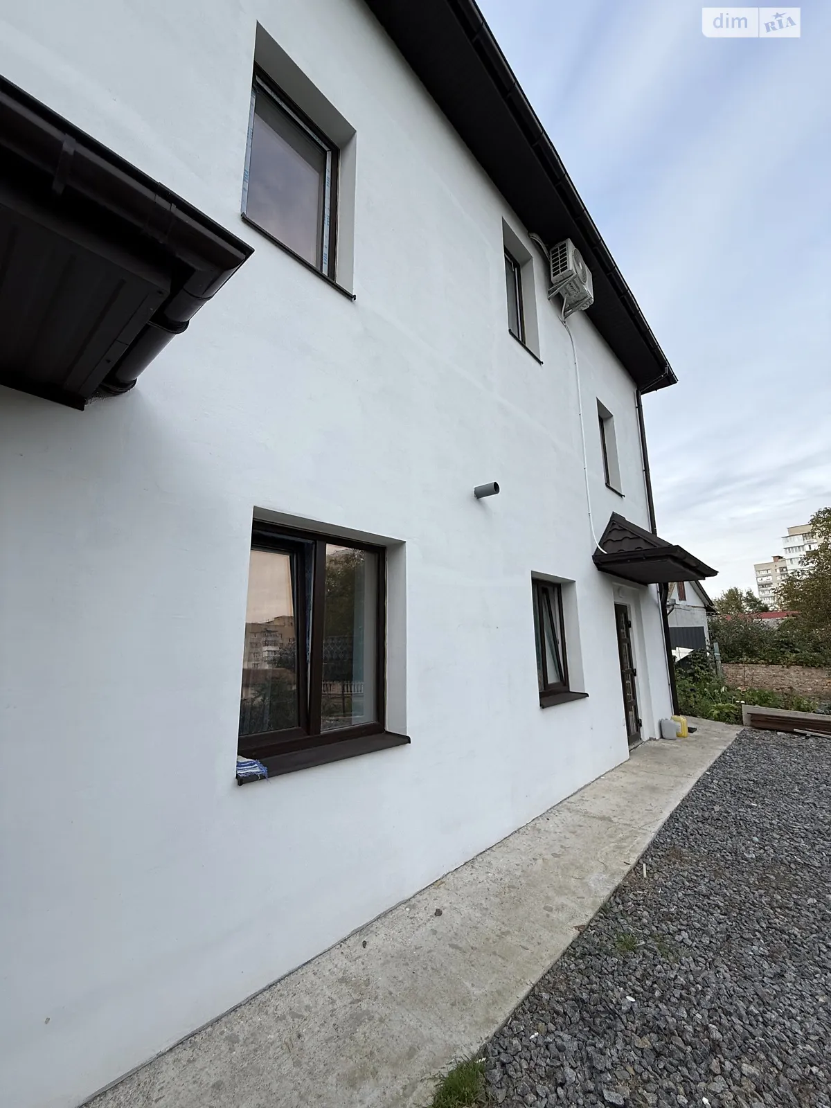 Сдается в оренду частина будинку 45 кв. м з балконом, цена: 11000 грн - фото 1