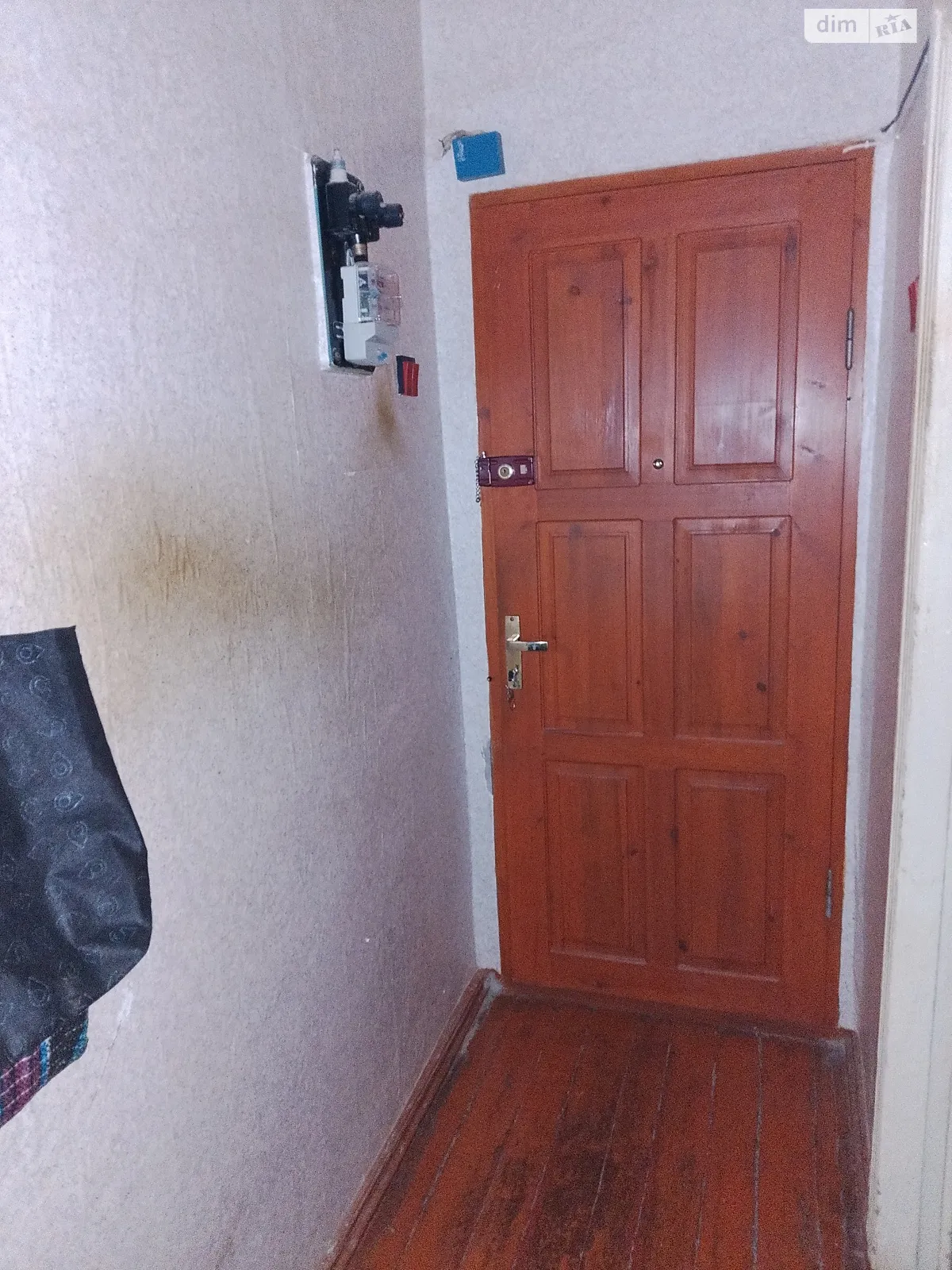 Продается 1-комнатная квартира 30.4 кв. м в Светловодске, ул. Героев Украины(Ленина), 64 - фото 1