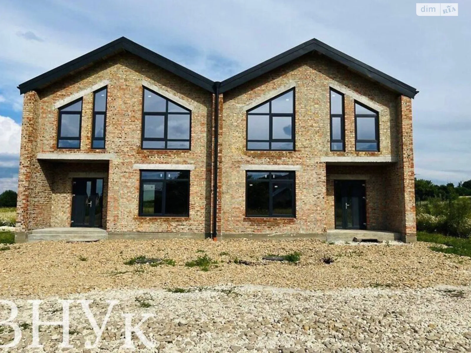 Продается дом на 2 этажа 118 кв. м с верандой, цена: 60000 $ - фото 1