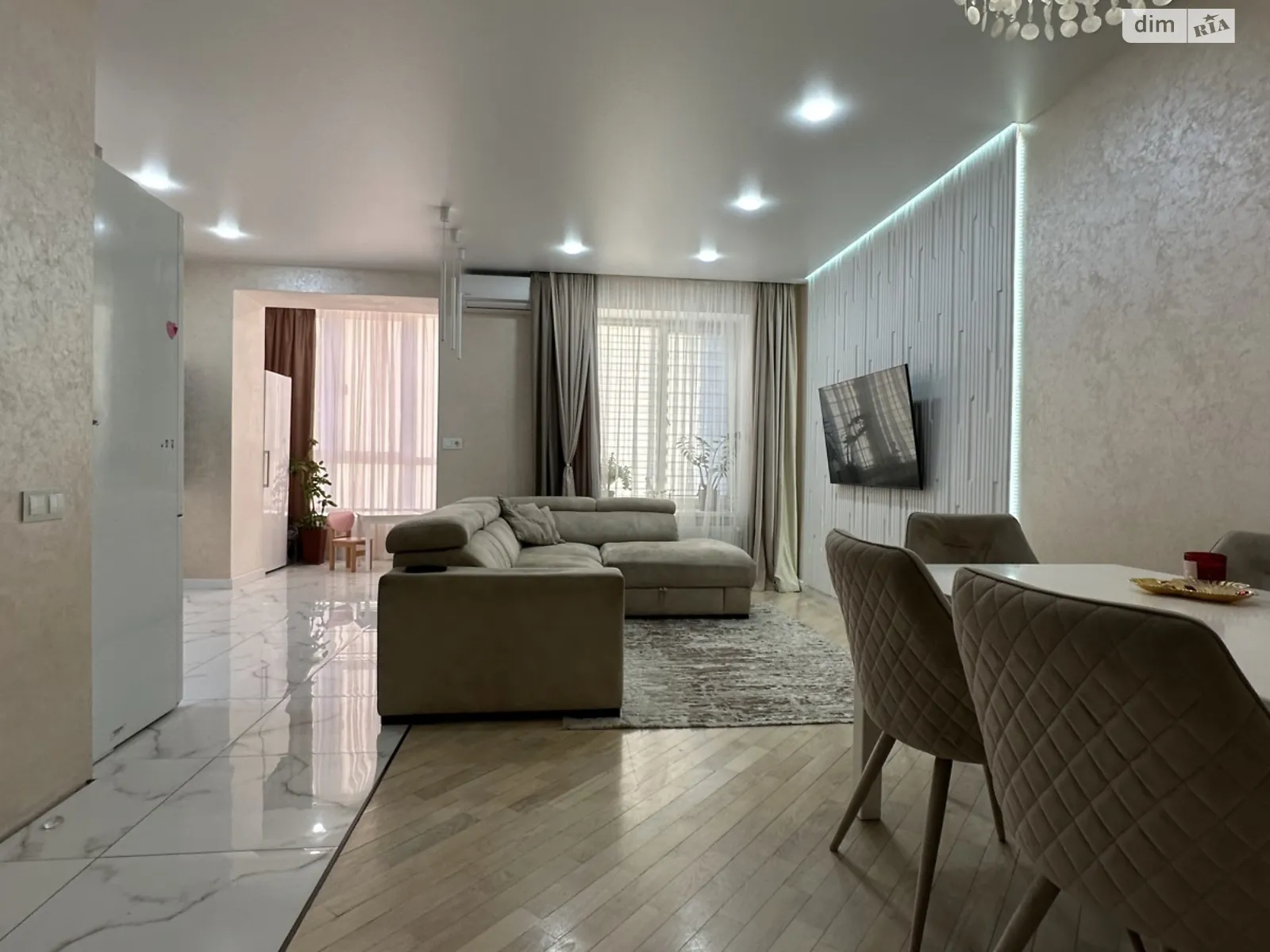 Продається 3-кімнатна квартира 95 кв. м у Хмельницькому, вул. Інститутська, 6/4 - фото 1