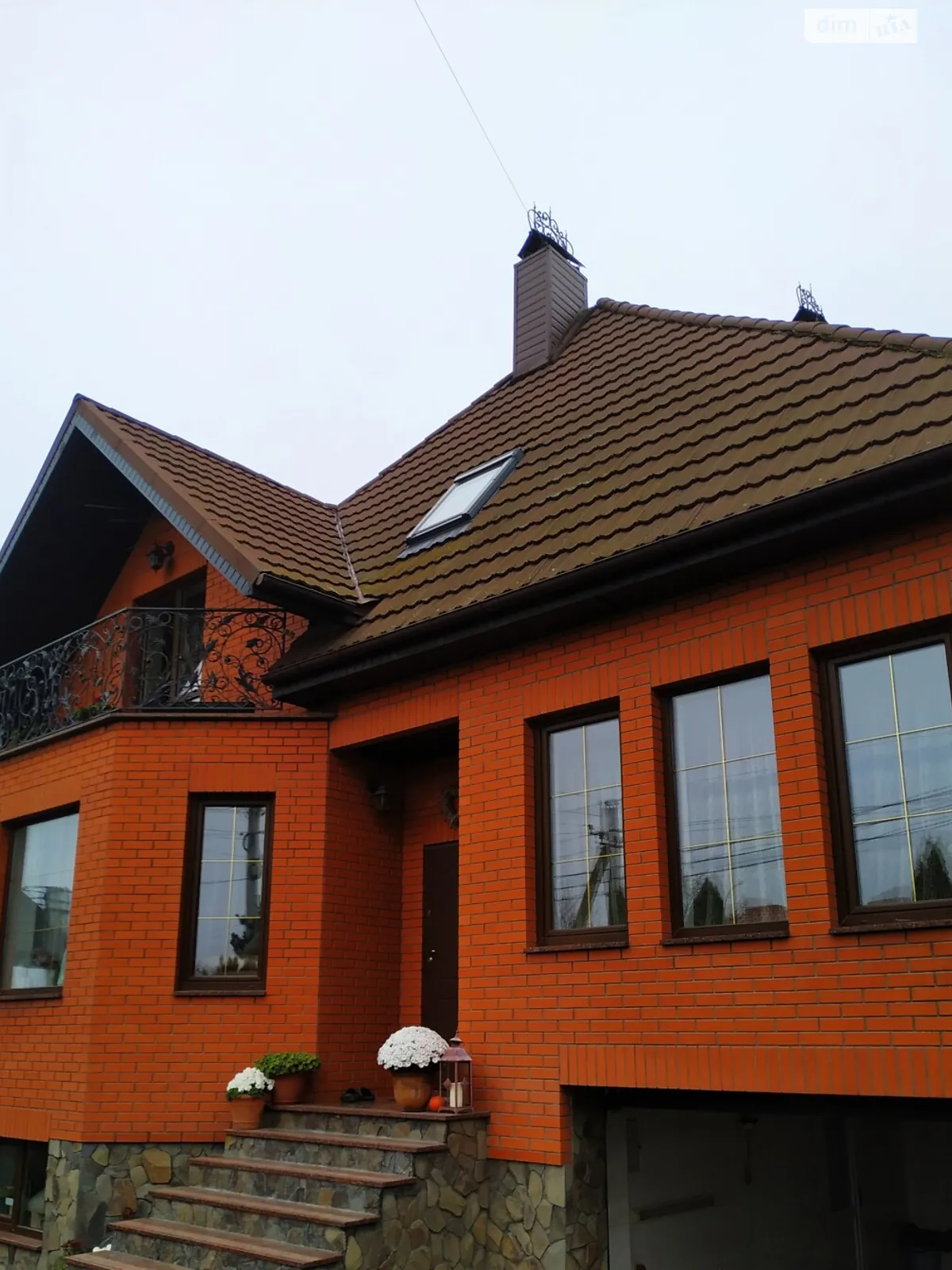 Продается дом на 2 этажа 270 кв. м с мебелью, цена: 1300 $ - фото 1