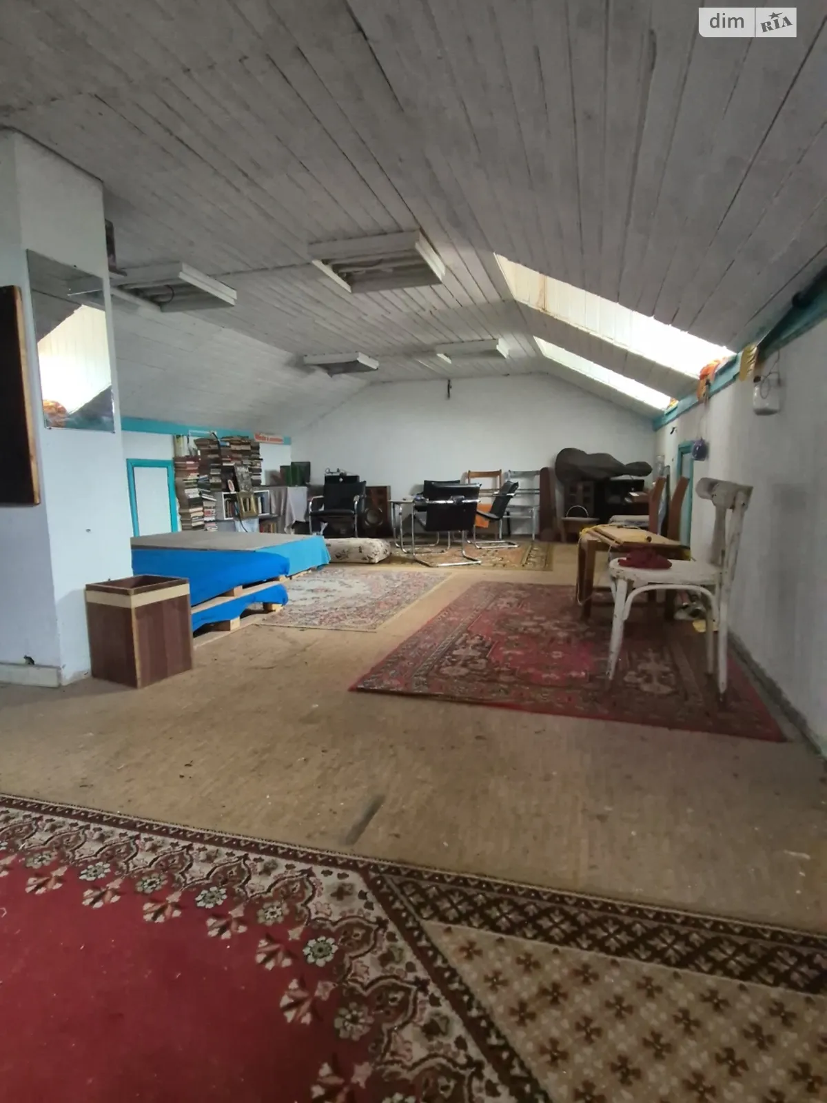 Продается объект сферы услуг 240 кв. м в 3-этажном здании, цена: 180000 $ - фото 1