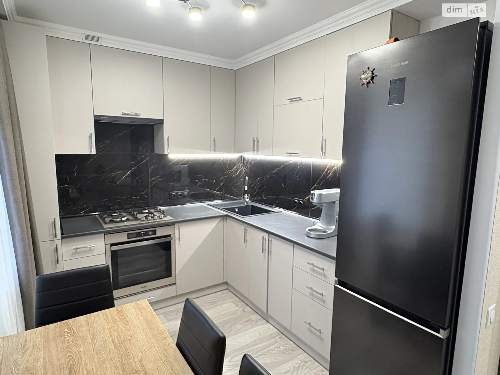 Продається 3-кімнатна квартира 56.4 кв. м у Миколаєві, вул. Шосейна - фото 1