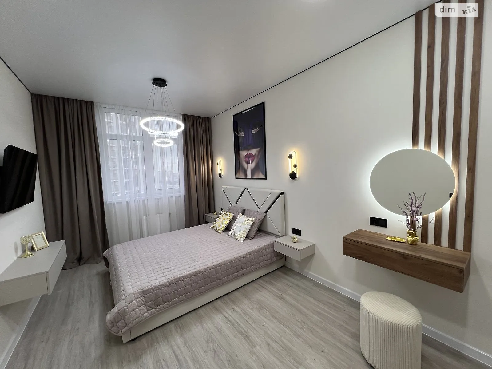 Продается 1-комнатная квартира 41.5 кв. м в Одессе, ул. Краснова, 3/67 - фото 1