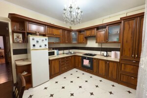 Продаж квартири, Івано-Франківськ, р‑н. Брати, Кисілевської Ольги (8 березня) вулиця