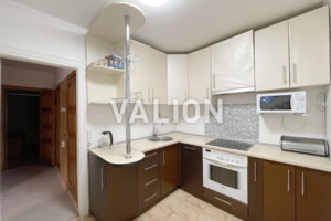 Продаж квартири, Київ, р‑н. Позняки, ст.м. Позняки, Срібнокільська вулиця