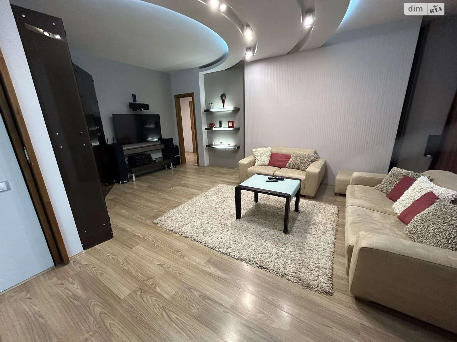 Сдается в аренду 4-комнатная квартира 124 кв. м в Киеве, просп. Леся Курбаса(50-летия Октября), 7А - фото 1