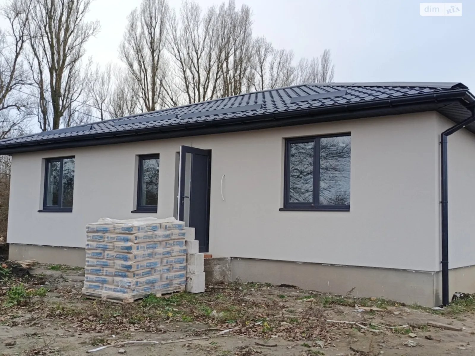 Продается одноэтажный дом 87 кв. м с гаражом, цена: 82000 $ - фото 1