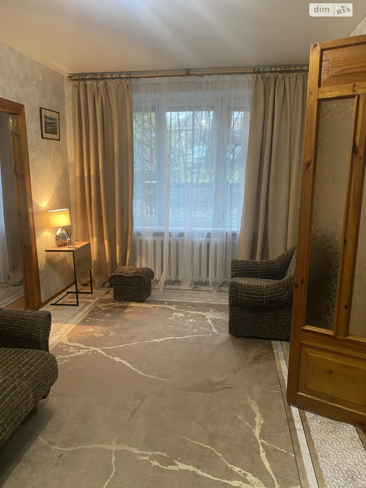 Здається в оренду 2-кімнатна квартира 40.6 кв. м у Києві, вул. Сирецька, 33 - фото 1