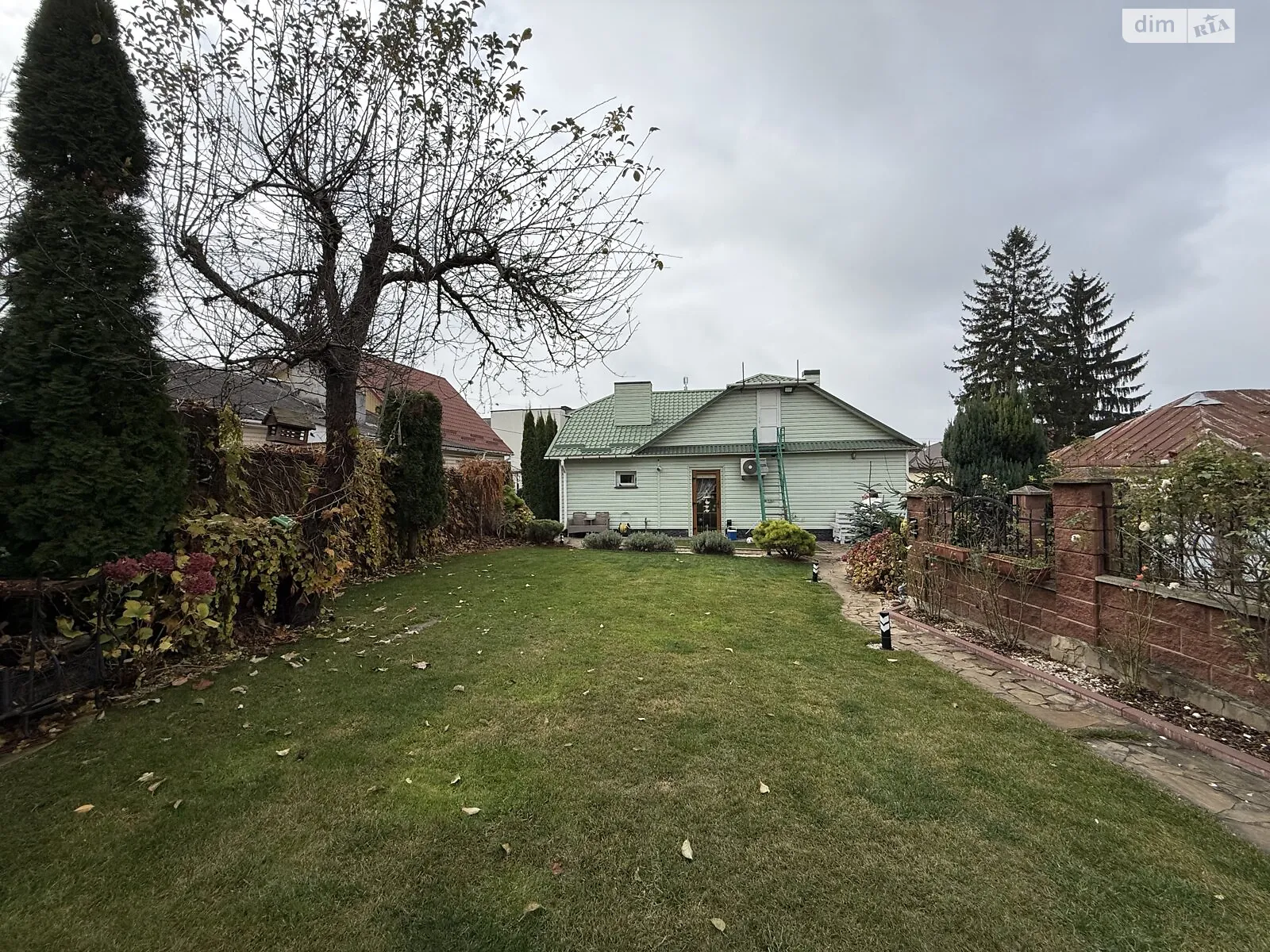 Продается одноэтажный дом 83.8 кв. м с беседкой, цена: 220000 $ - фото 1