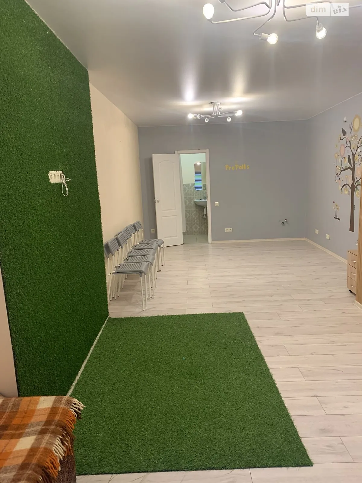 Продається 1-кімнатна квартира 32 кв. м у Одесі, вул. Жоліо-Кюрі - фото 1