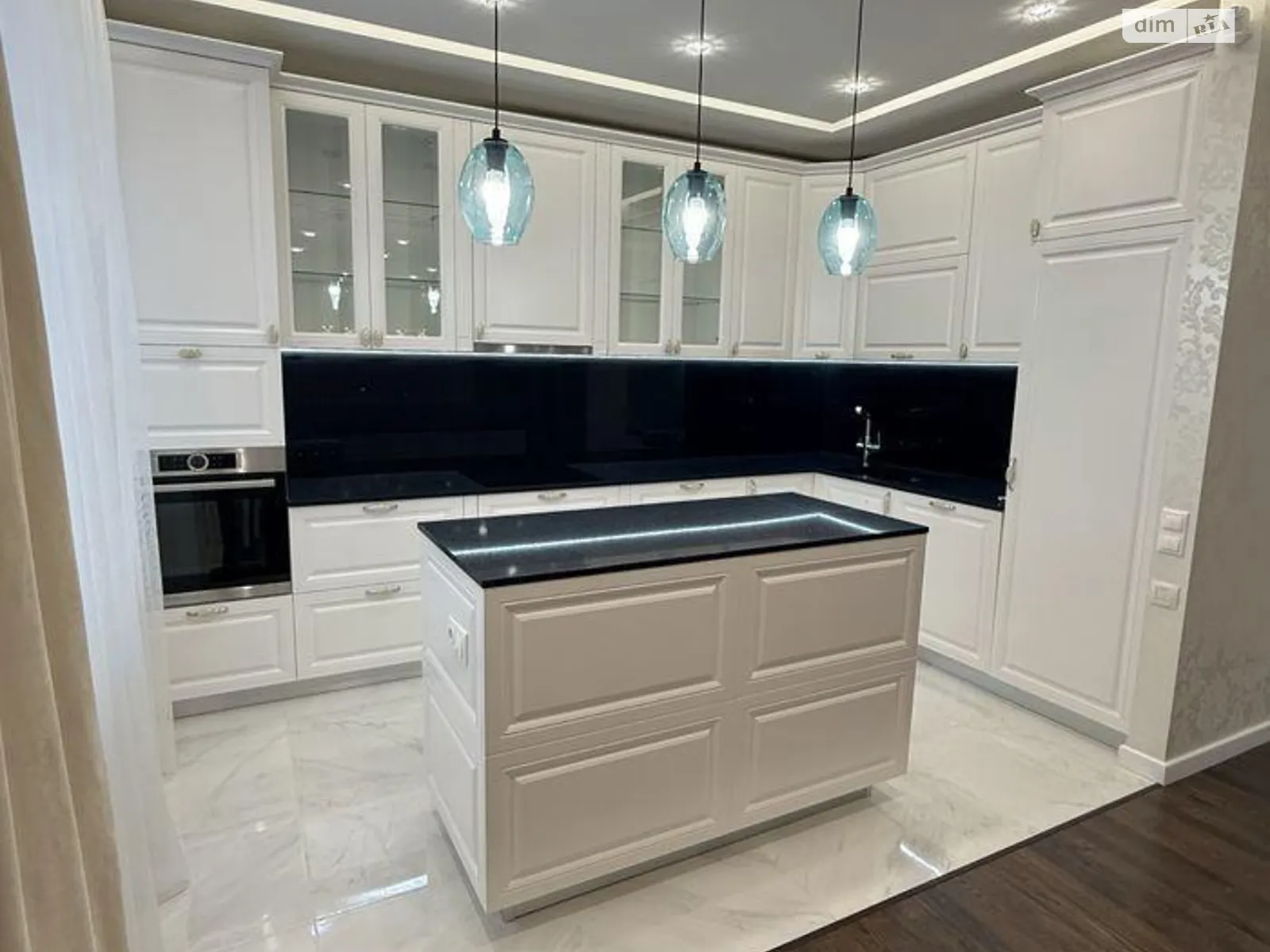 Продается 4-комнатная квартира 147.2 кв. м в Киеве, ул. Шолуденко, 1А - фото 1