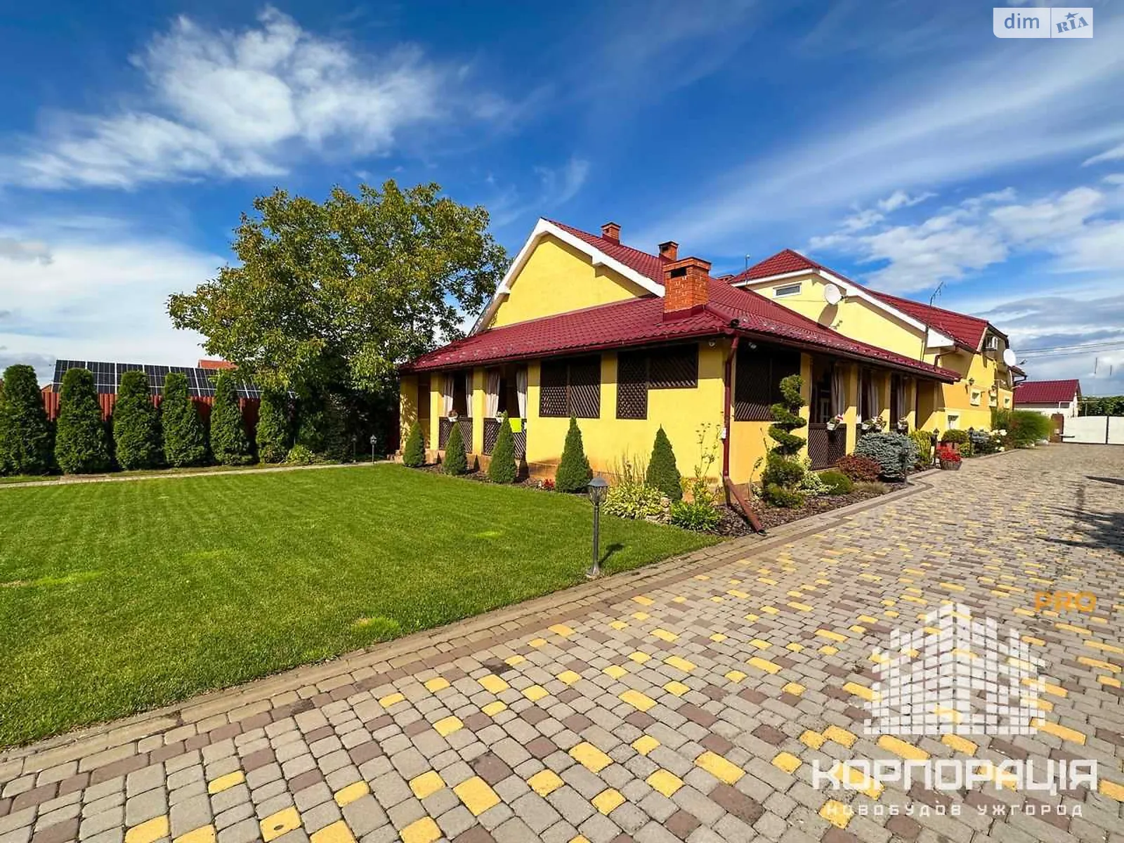 Продается дом на 2 этажа 280 кв. м с мансардой, цена: 238000 $ - фото 1