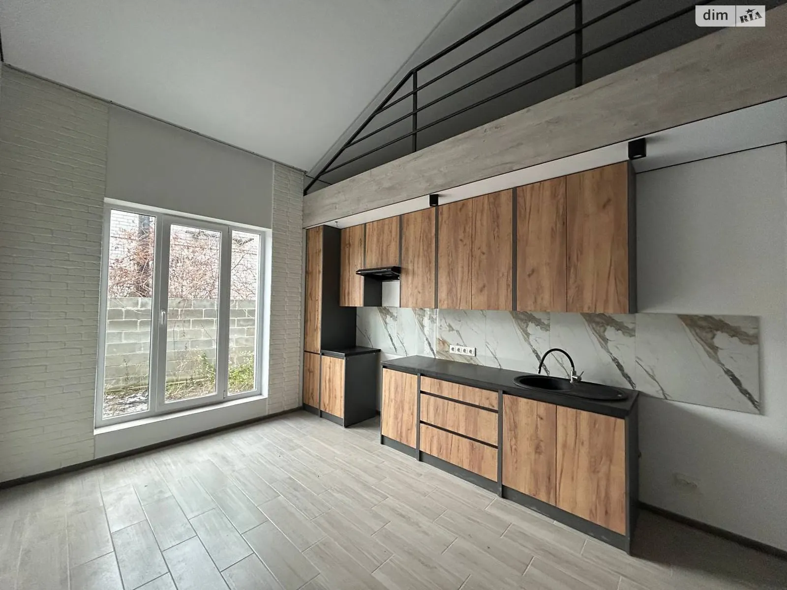 Продається 1-кімнатна квартира 44.7 кв. м у Кременці, пров. Дубенський, 9 - фото 1