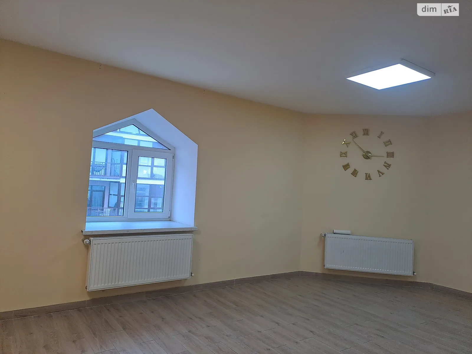 Сдается в аренду помещения свободного назначения 84 кв. м в 10-этажном здании, цена: 10900 грн - фото 1