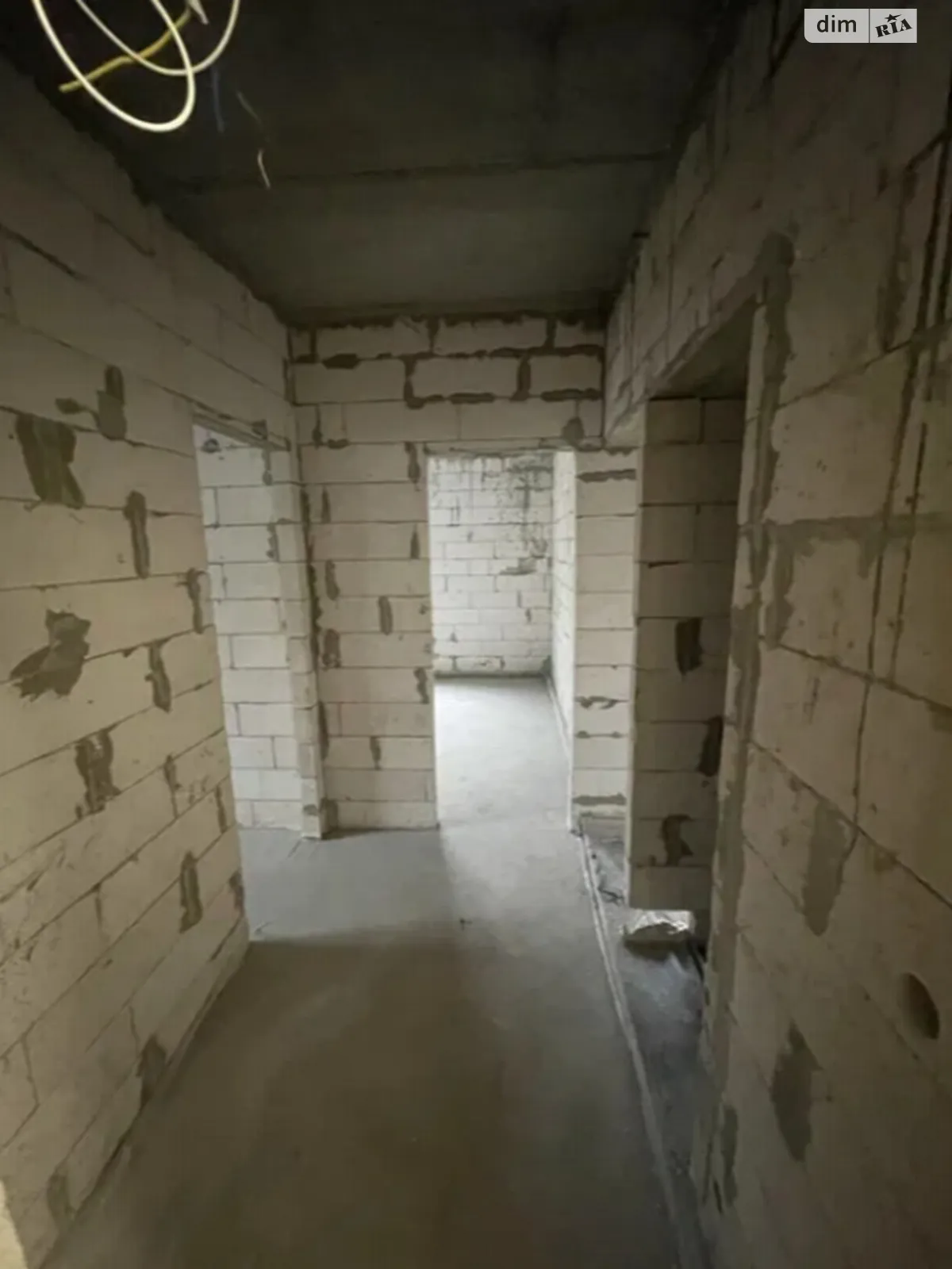 Продається 2-кімнатна квартира 54 кв. м у Кременці, вул. Довга - фото 1