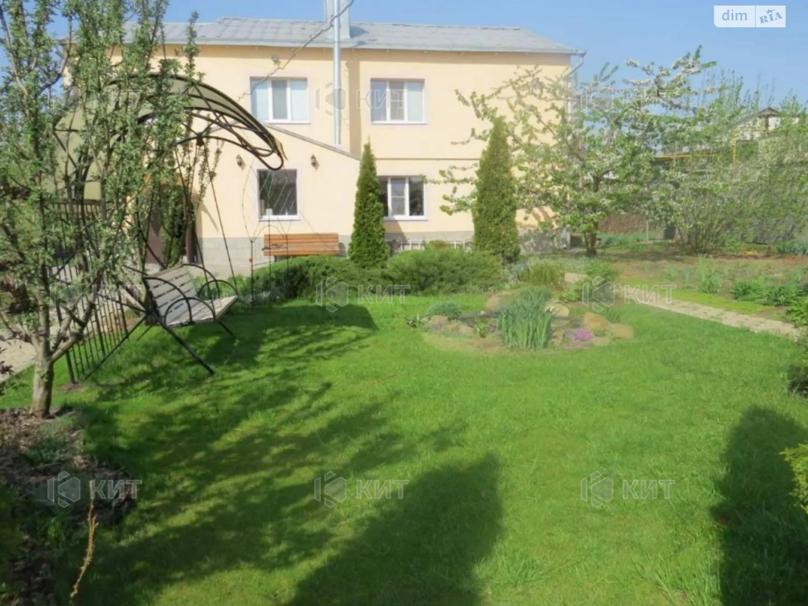 Продается дом на 2 этажа 190 кв. м с балконом, цена: 135000 $ - фото 1